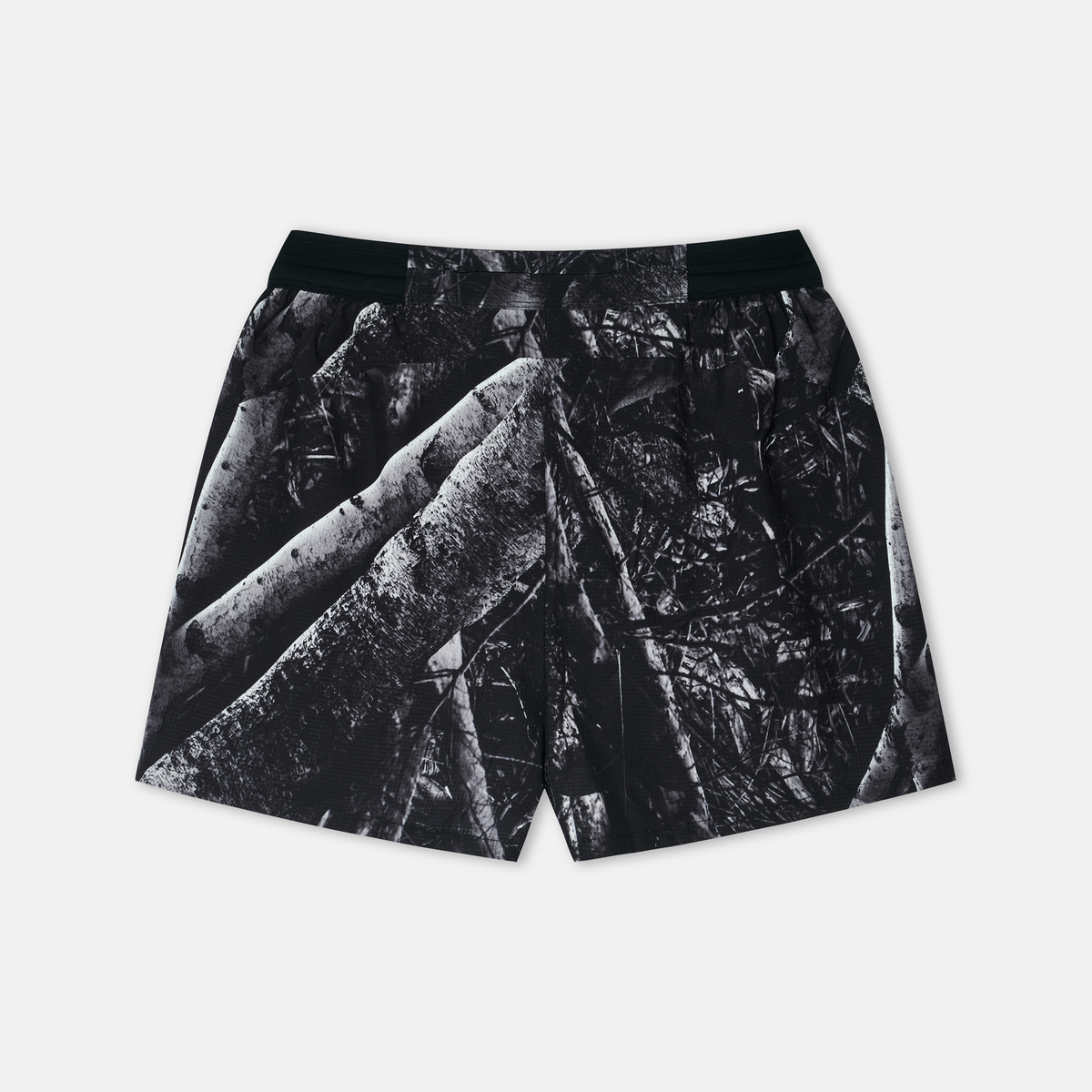 5 INCH SPLIT SHORTS BLACK WOODLAND
