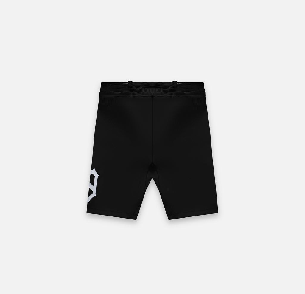 HALF TIGHT BLACK