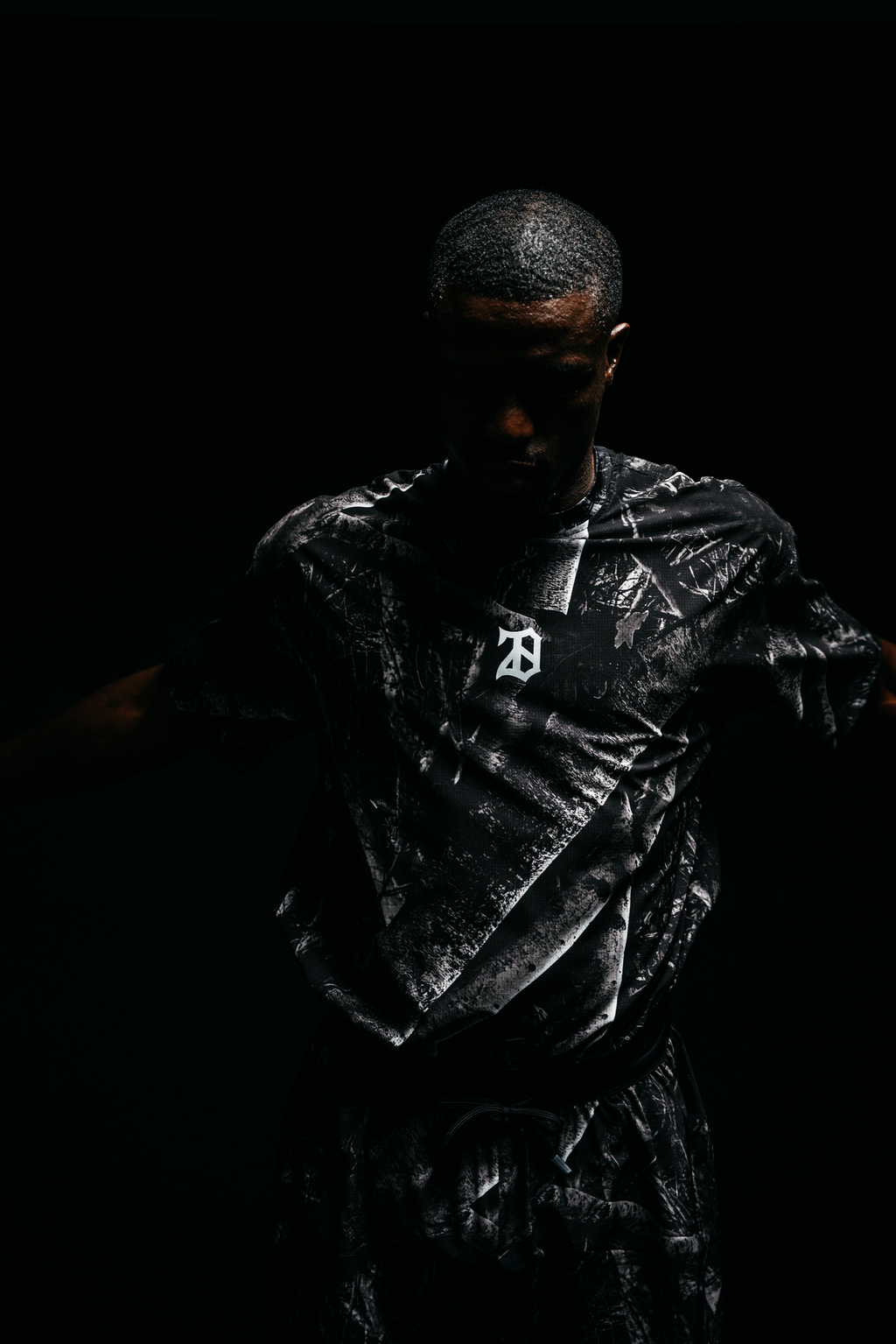 BLACK WOODLAND MESH T-SHIRT