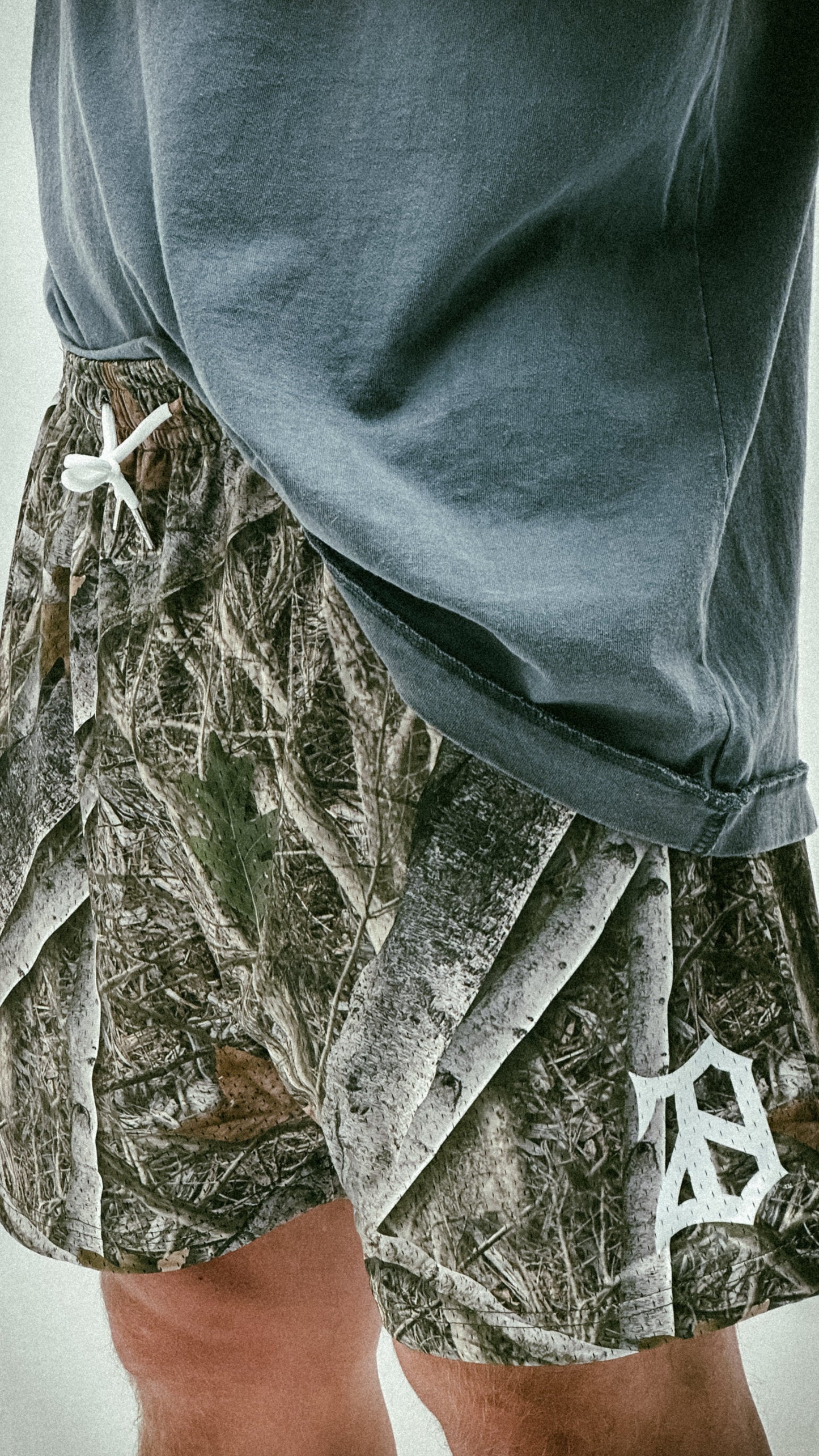 CAMO SHORTS - 28®